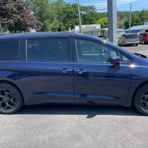 2019 Chrysler PACIFICA TOURING L PLUS — миниатюра 11