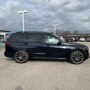 BMW X7 M60I - 10
