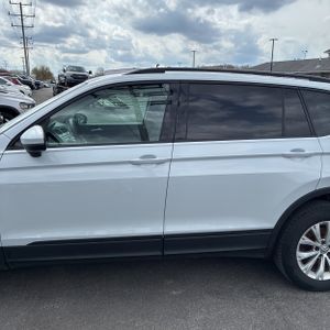 VOLKSWAGEN TIGUAN 2.0T S 4MOTION - 4