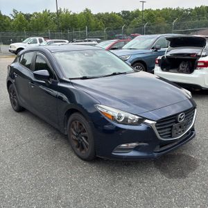 صورة 10 لـ 2018 Mazda MAZDA3 SPORT