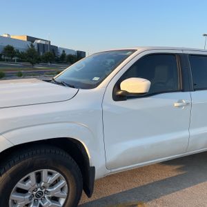 2022 Nissan FRONTIER SV 照片 2