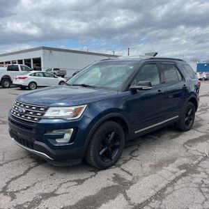 FORD EXPLORER XLT - 1
