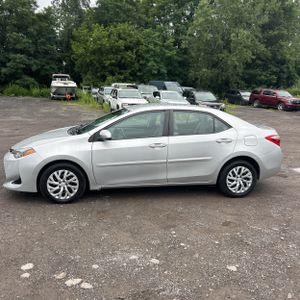 صورة 3 لـ 2017 Toyota COROLLA LE