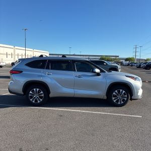 TOYOTA HIGHLANDER - 10