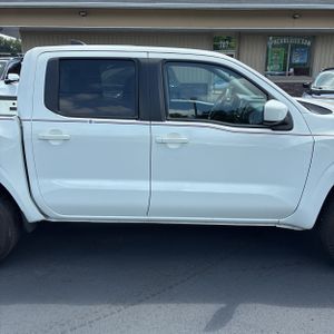 صورة مصغرة 11 لـ 2022 Nissan FRONTIER SV