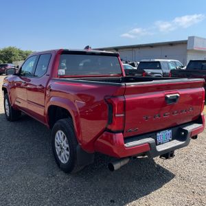 صورة 5 لـ 2025 Toyota TACOMA SR5