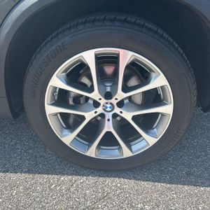 صورة مصغرة 18 لـ 2025 BMW X5 XDRIVE40I