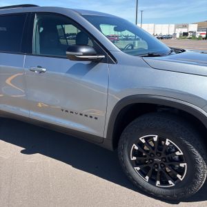 2025 Chevrolet TRAVERSE Z71 照片 13