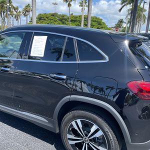 MERCEDES-BENZ GLA - 6