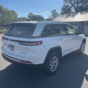 JEEP GRAND CHEROKEE LIMITED - 8