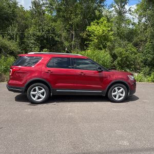 FORD EXPLORER XLT - 9