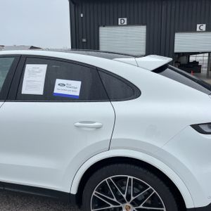 PORSCHE CAYENNE COUPE - 6