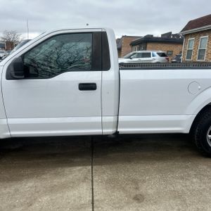 FORD F-150 XL - 4