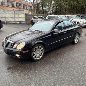 MERCEDES-BENZ E-CLASS - 1