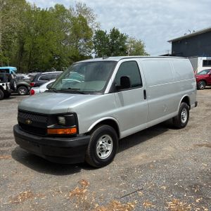 CHEVROLET EXPRESS 2500 - 1