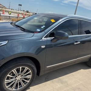 2019 Cadillac XT5 LUXURY — фото 2