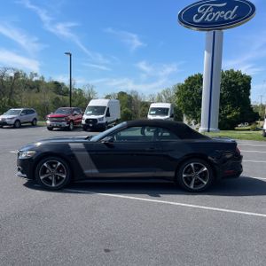 FORD MUSTANG V6 - 3