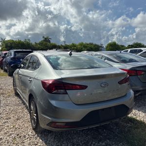 2020 Hyundai ELANTRA SEL — фото 4