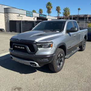2019 RAM 1500 REBEL 照片 1