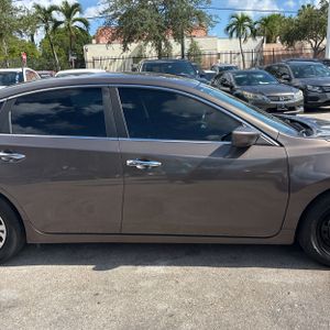 2017 Nissan ALTIMA 2.5 SV — фото 11