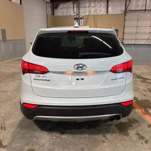 HYUNDAI SANTA FE - 7