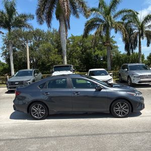 2023 KIA FORTE GT-LINE 照片 10