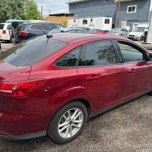 FORD FOCUS SE - 9