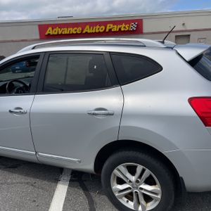 2012 Nissan ROGUE SV 照片 6