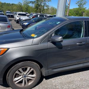 FORD EDGE SEL - 2