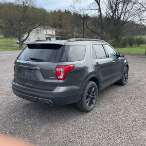 FORD EXPLORER XLT - 8