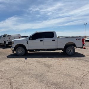Ford F-250 Super Duty XL - 3