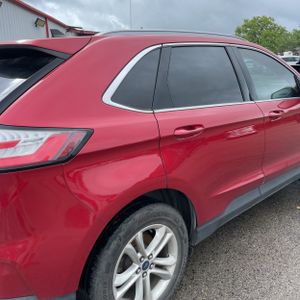 FORD EDGE SEL - 9
