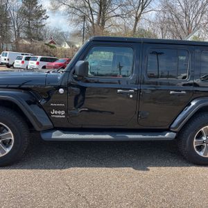 JEEP WRANGLER UNLIMITED SAHARA - 4