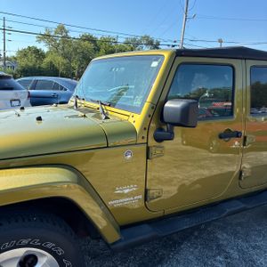 صورة 2 لـ 2008 JEEP WRANGLER UNLIMITED SAHARA