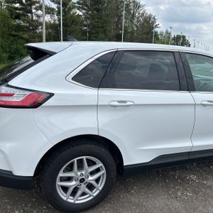 FORD EDGE SEL - 9