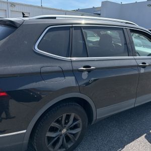 VOLKSWAGEN TIGUAN SE 4MOTION - 9