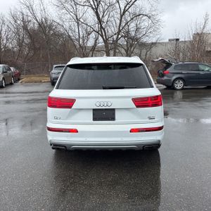 AUDI Q7 3.0T PREMIUM - 7