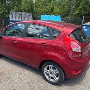 FORD FIESTA SE - 6