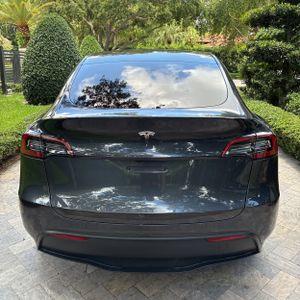 TESLA MODEL Y LONG RANGE - 7