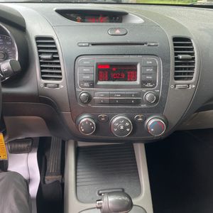 2014 KIA FORTE LX photo 37
