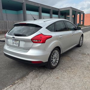 FORD FOCUS ELECTRIC - 8