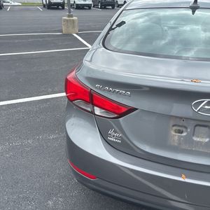2014 Hyundai ELANTRA SE — миниатюра 23