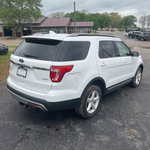 FORD EXPLORER XLT - 8