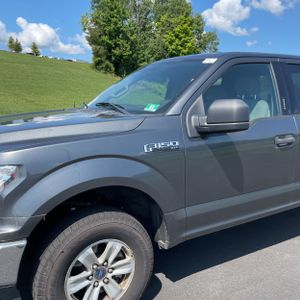 صورة 2 لـ 2018 FORD F-150 XLT