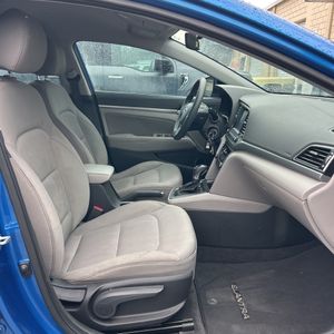 صورة مصغرة 31 لـ 2018 Hyundai ELANTRA SEL
