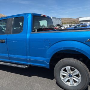 FORD F-150 XL - 6