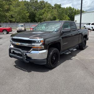 2018 Chevrolet SILVERADO 1500 LT 照片 1