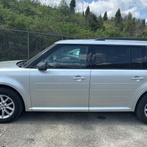 FORD FLEX SE - 4