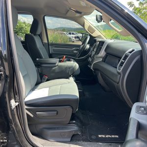 صورة مصغرة 32 لـ 2019 RAM 1500 BIG HORN