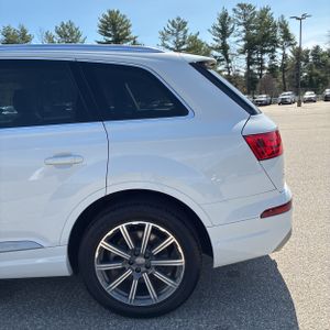 AUDI Q7 45 SE PREMIUM - 6